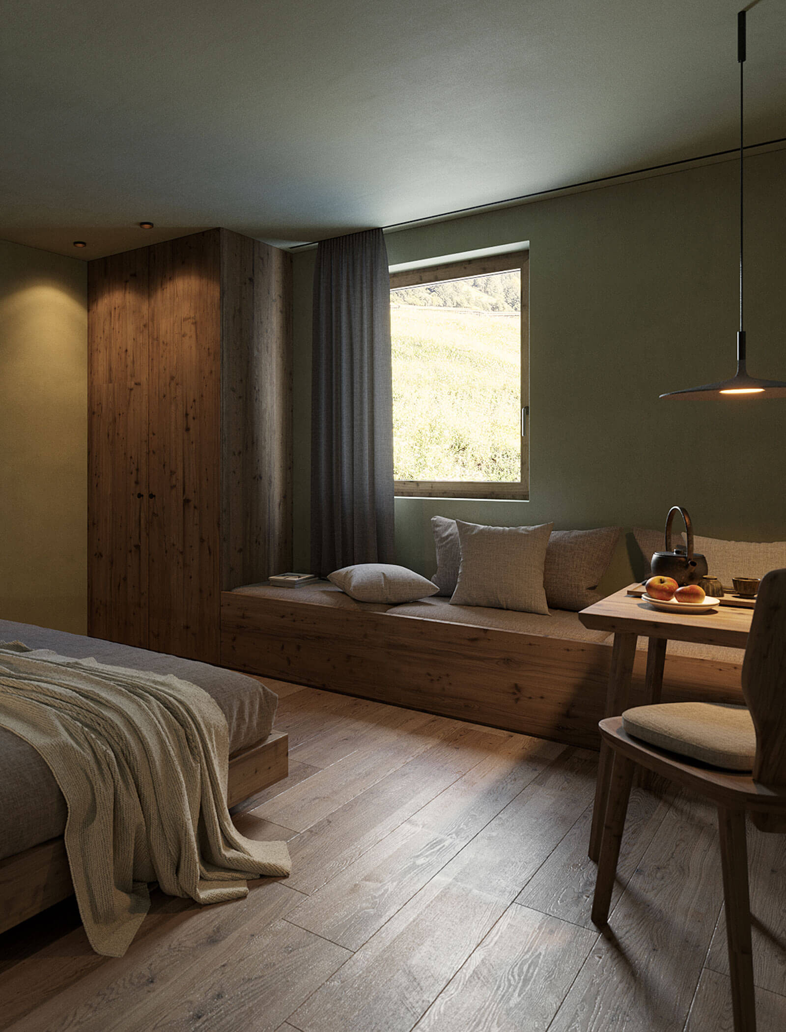 Gemütliches Zimmer mit Holzmöbeln, einem Bett, einer Fensterbank, einem Tisch mit Obst und Licht, das durch das Fenster fällt. - Ansitz Toldt Dolomites Village